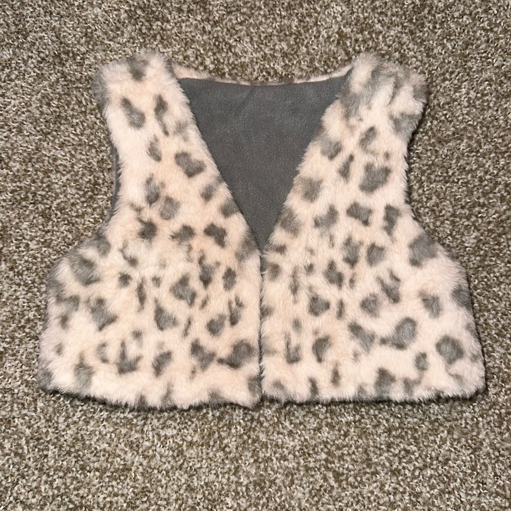 2T Leopard Print Faux Fur Vest